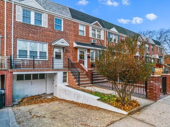 61-12 75th Place, Middle Village, NY 11379