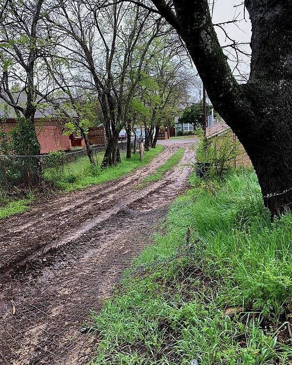 2nd image of 6937 Hatch Rd