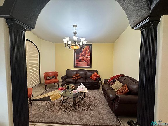 4th image of 1112 Caesar Dr