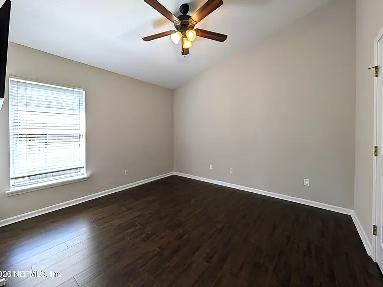 12985 Harborton Dr — Photo 15