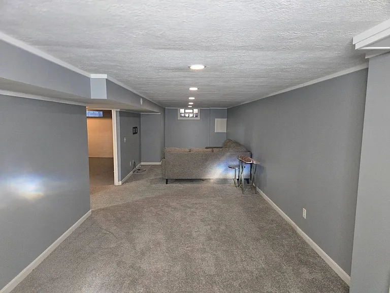 2723 Priscilla Ave — Photo 36