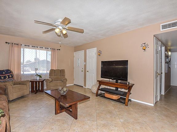 5th image of 3420 W Country Gables Dr