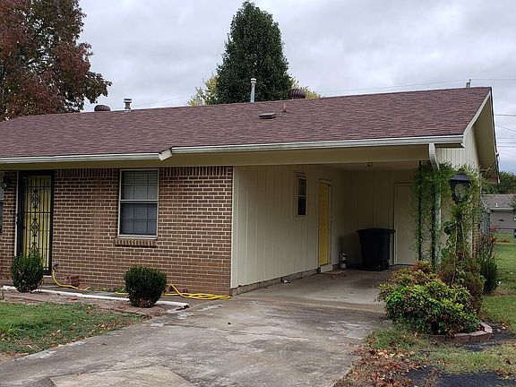 2nd image of 1104 Avenue 4 Pl NE