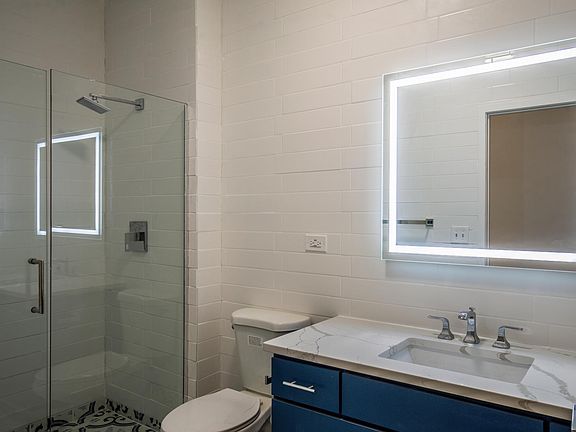 4th image of 630 N Franklin St APT 1119