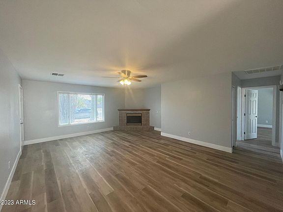 5th image of 1430 W RUNION Drive