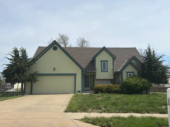 4020 E 18th Pl, Kansas City, MO 64127