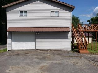 200 1/2 New York Ave, Punxsutawney, PA 15767