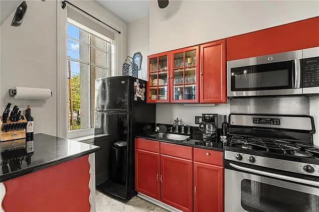 2801 Saint Charles Ave #106-G — Photo 13