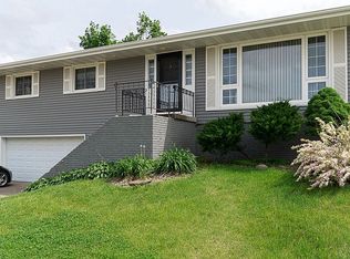 1405 McGowan Blvd, Marion, IA 52302
