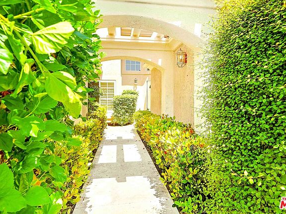 2nd image of 32396 Outrigger Way #39