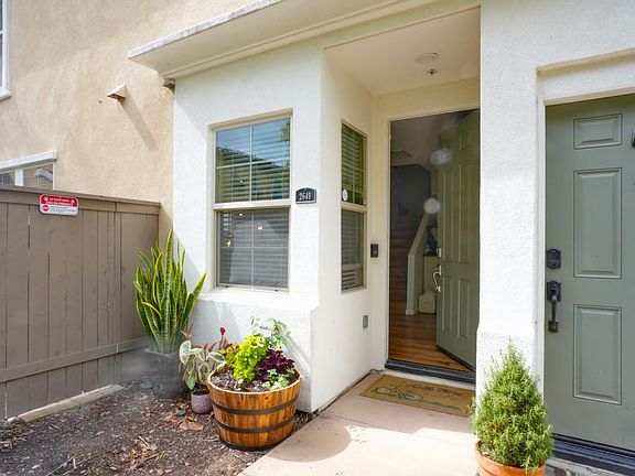 5th image of 2649 Bellezza Dr