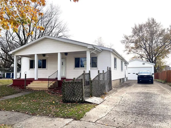 304 E Main St, Durand, MI 48429