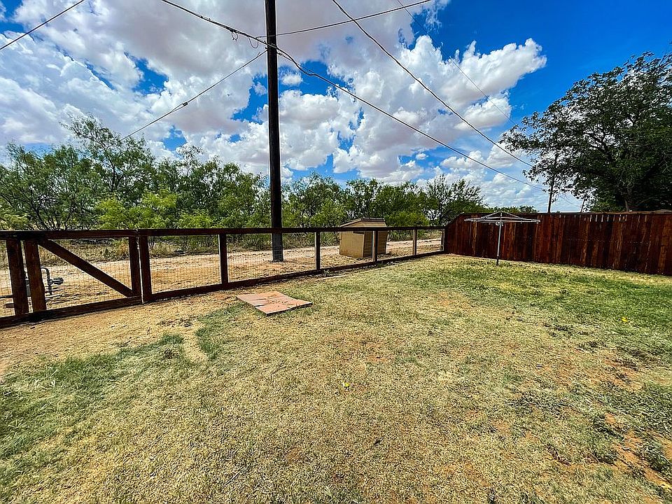 2nd image of 3609 Kerrville Ave