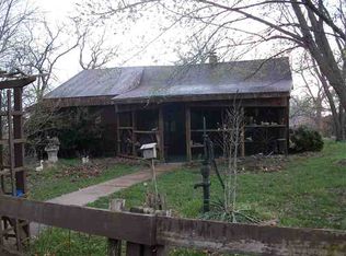 40876 Llama Rd, Edwards, MO 65326