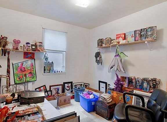 5th image of 2816 Saint Louis St