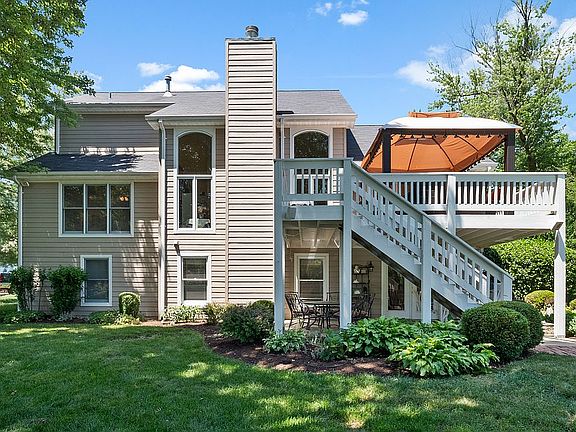 2nd image of 10586 Sunset Pines Ct