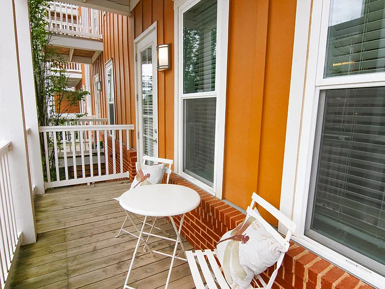 South Junction Apartments — Photo 79