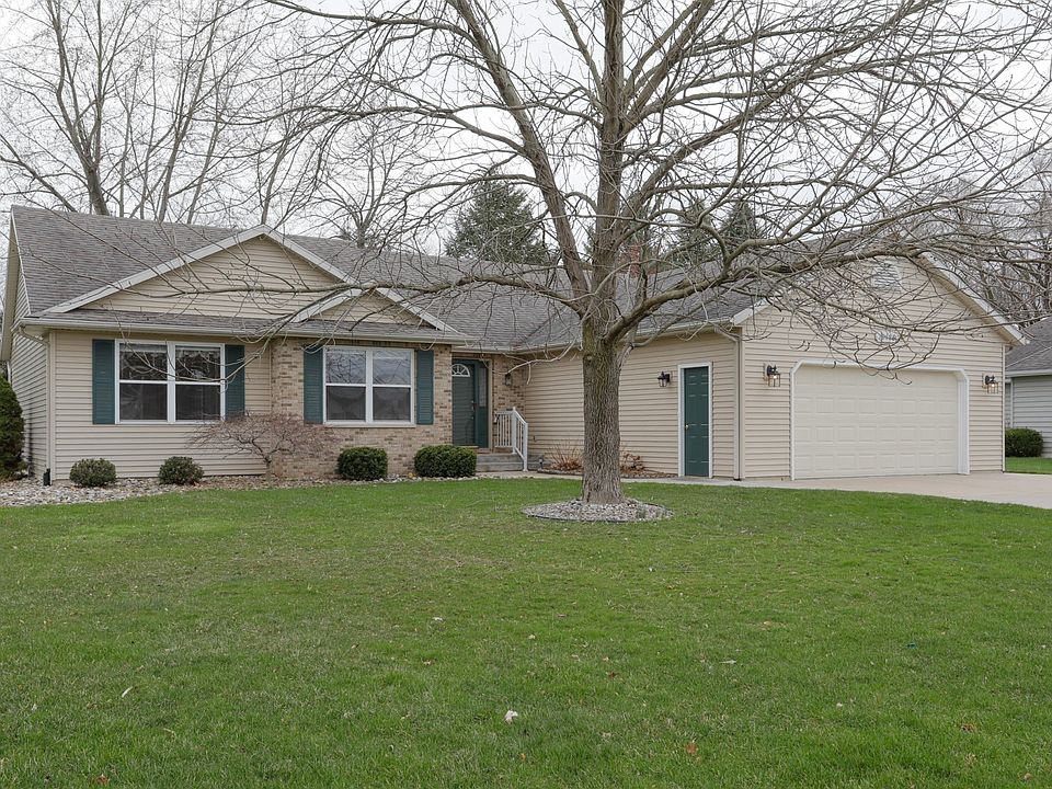 10135 Daves Hollow Ct-101