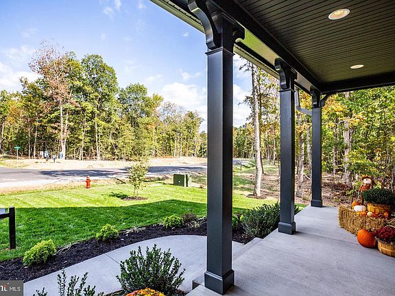 2nd image of 144 Forest Flower Dr