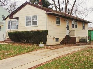 1749 42nd St, Pennsauken, NJ 08110