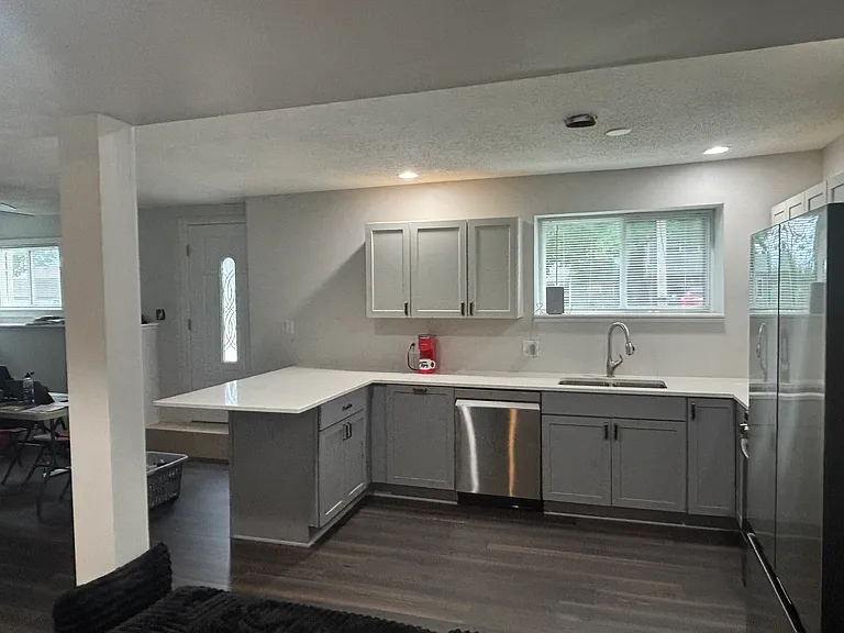 106 Shepard St — Photo 3