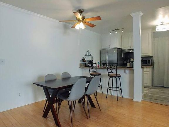 5th image of 525 S La Fayette Park Pl Unit 301