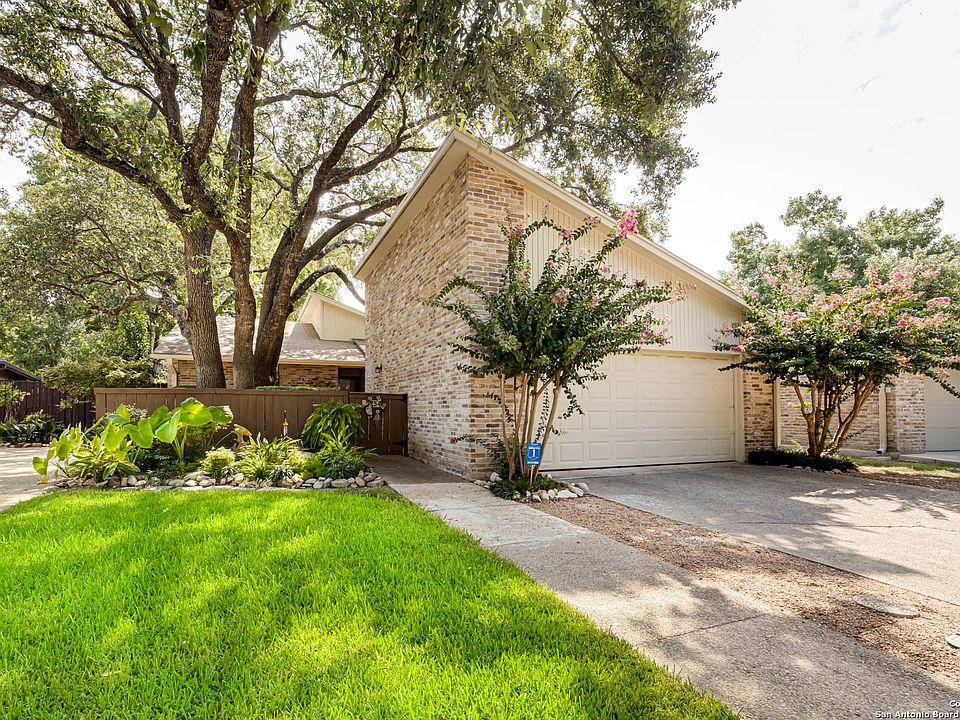 1st image of 3754 HUNTERS CIR