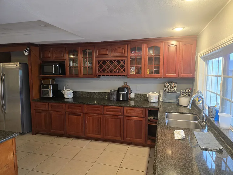 8812 Carmel Cir — Photo 5