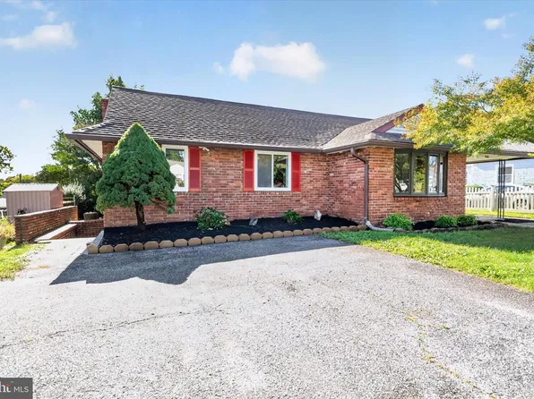 40 University Ave, New Castle, DE 19720