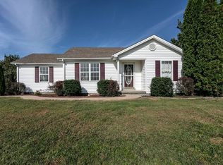 2899 Barbers Mill Rd, Lebanon, KY 40033