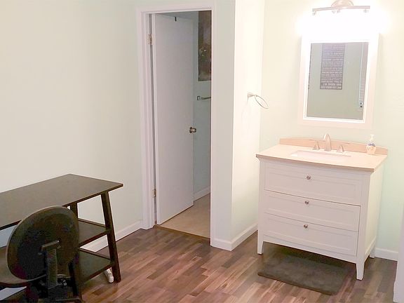 2nd image of 522 Nord Ave #14-1