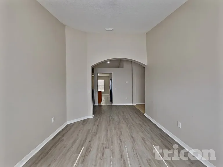 6944 Crown Lake Dr — Photo 4