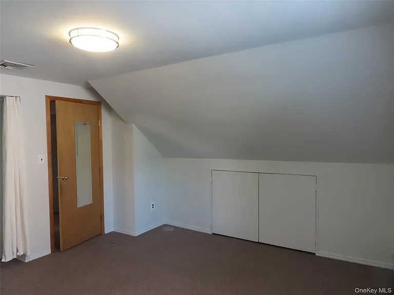 120 Cerny Pl — Photo 8