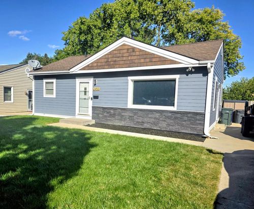 2450 South 92nd STREET, West Allis, WI 53227