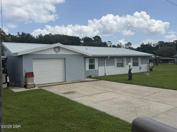 1612 Paradise Ln, Astor, FL 32102