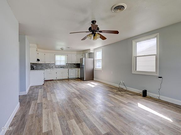 4th image of 606 Maiden Ln