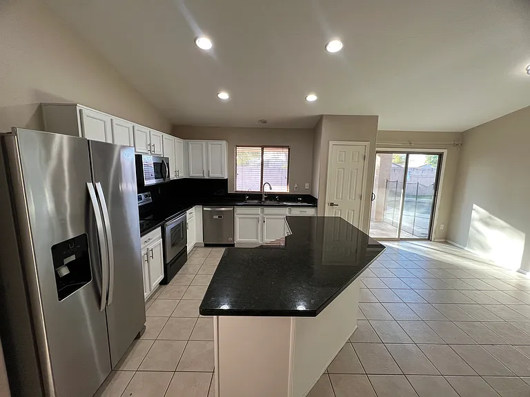 13709 W Cottonwood St — Photo 11