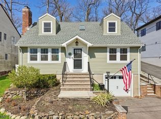 59 Oakwood Dr, Wayne Twp., NJ 07470