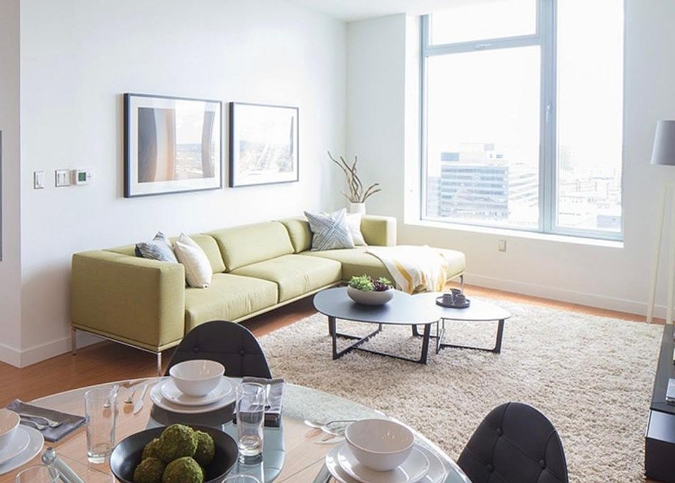 2nd image of 117 Kingston St #601