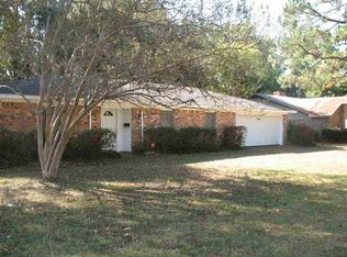 1519 Plantation Blvd, Jackson, MS 39211