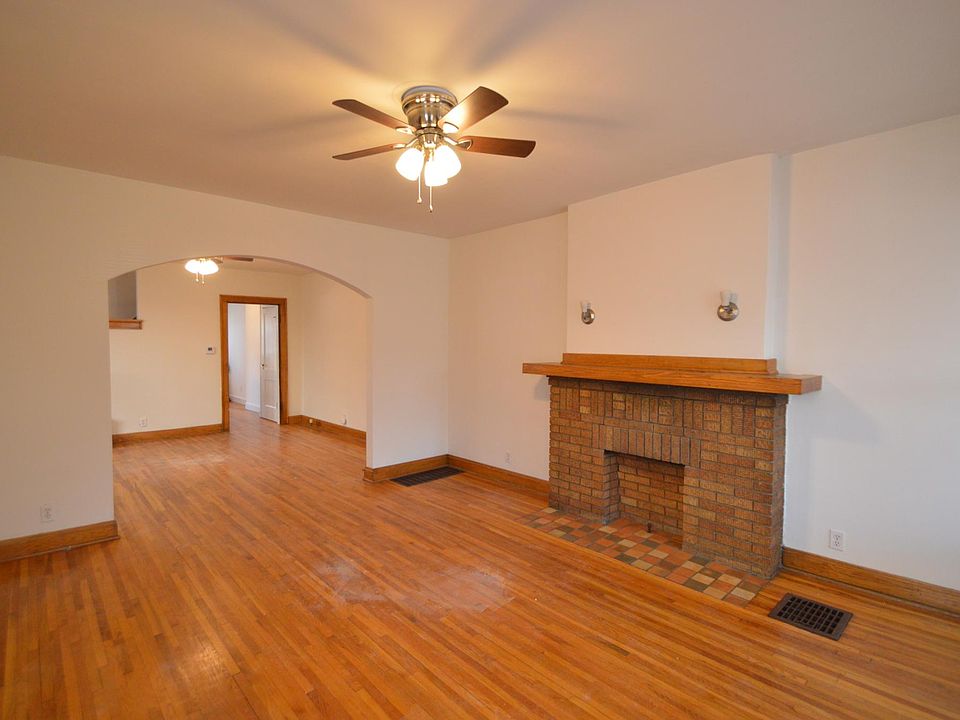 1st image of 3000 Indianola Ave