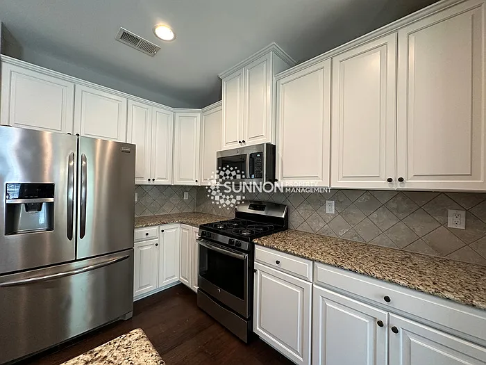 2442 Alyssa Ln — Photo 5