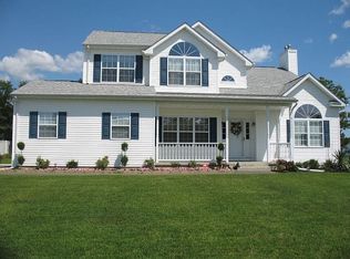 46 Jordan Dr, Medford, NY 11763