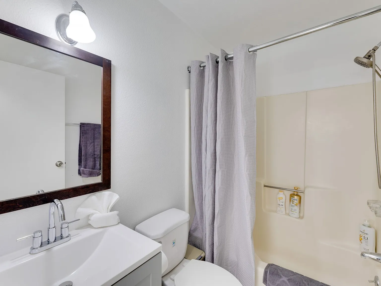 2 bed, 800 sqft, $3,100 — Photo 4