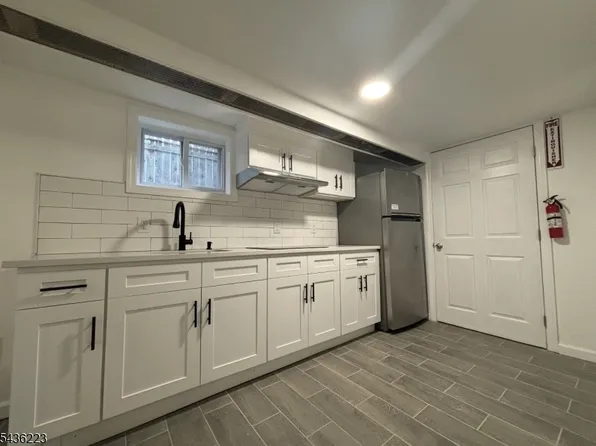 656 E 24Th St, Paterson City, NJ 07504