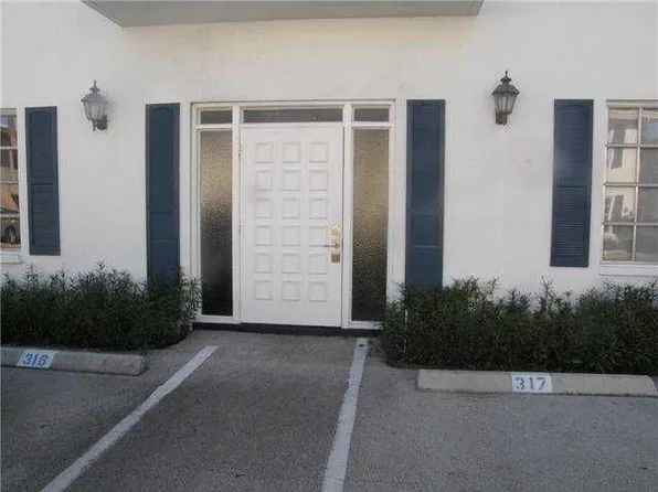 2220 NE 68th St APT 1010, Fort Lauderdale, FL 33308