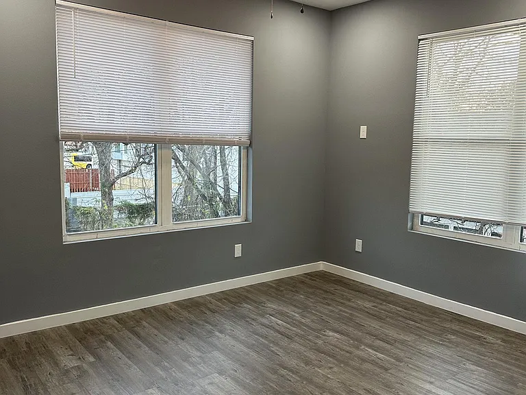 926 Centre St #4 — Photo 23