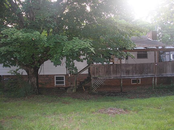 4th image of 4140 Pryor Rd NE