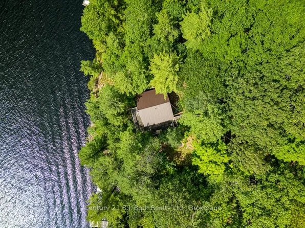 1033 Bayview Point Rd, Lake Of Bays, ON P0A 1H0