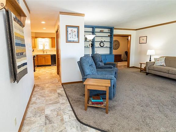 3rd image of 294 Orchard Dr